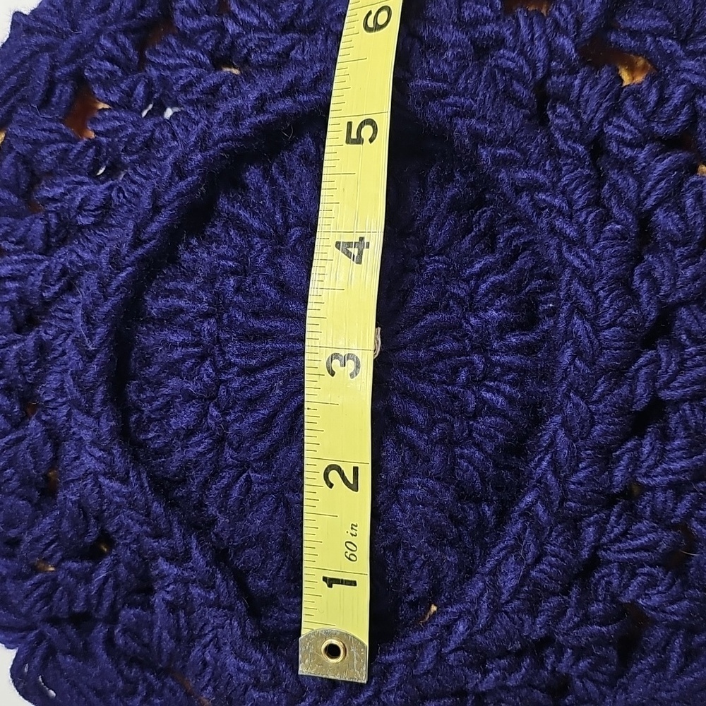 Vtg English Village Navy and Yellow Crochet Beret - Picture 9 of 9